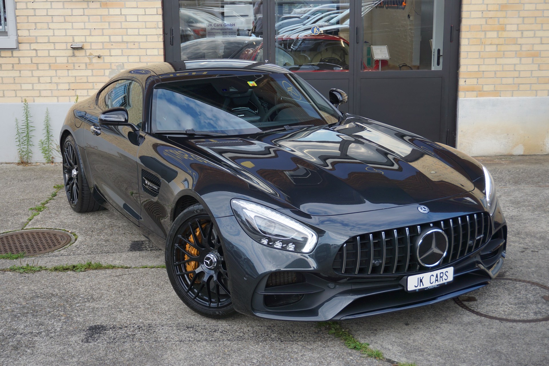 MERCEDES-BENZ AMG GT S Speedshift DCT-image-2