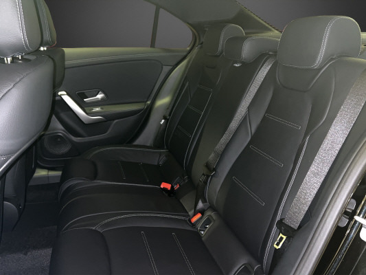 MERCEDES-BENZ A 250 4Matic 8G-DCT-image-9