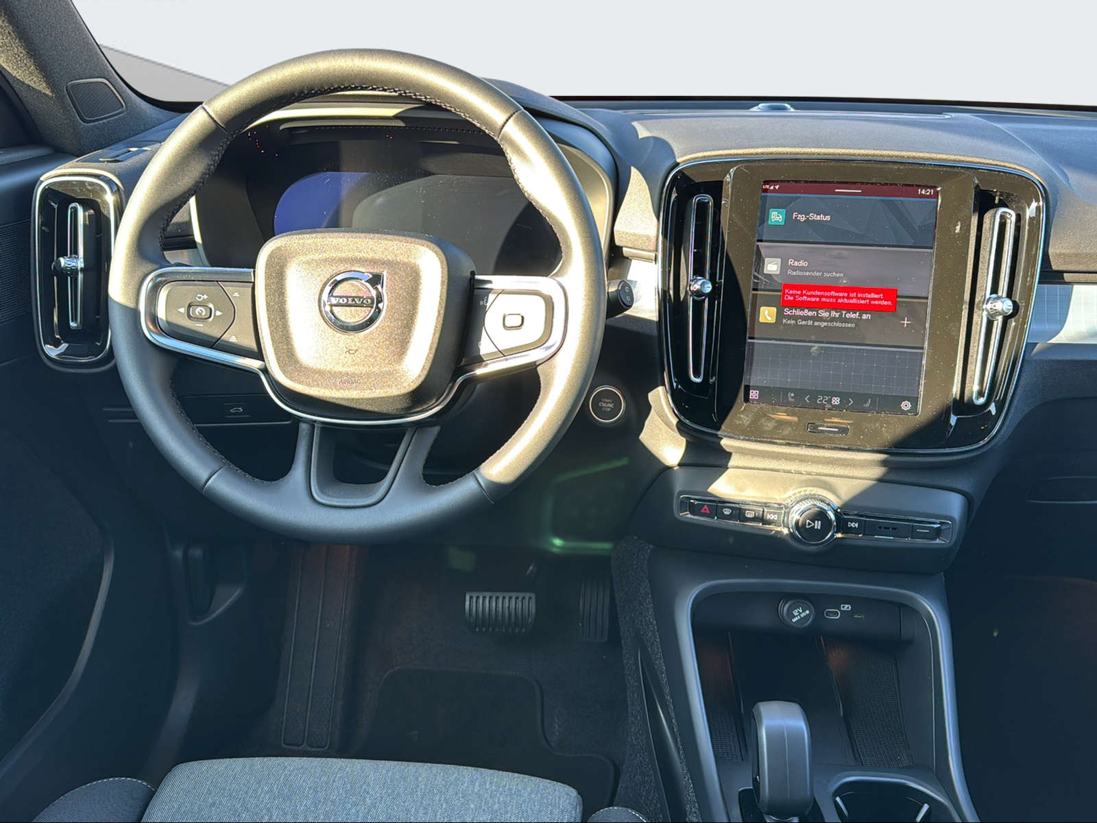 VOLVO XC40 2.0 B3 MH XCITE-image-12