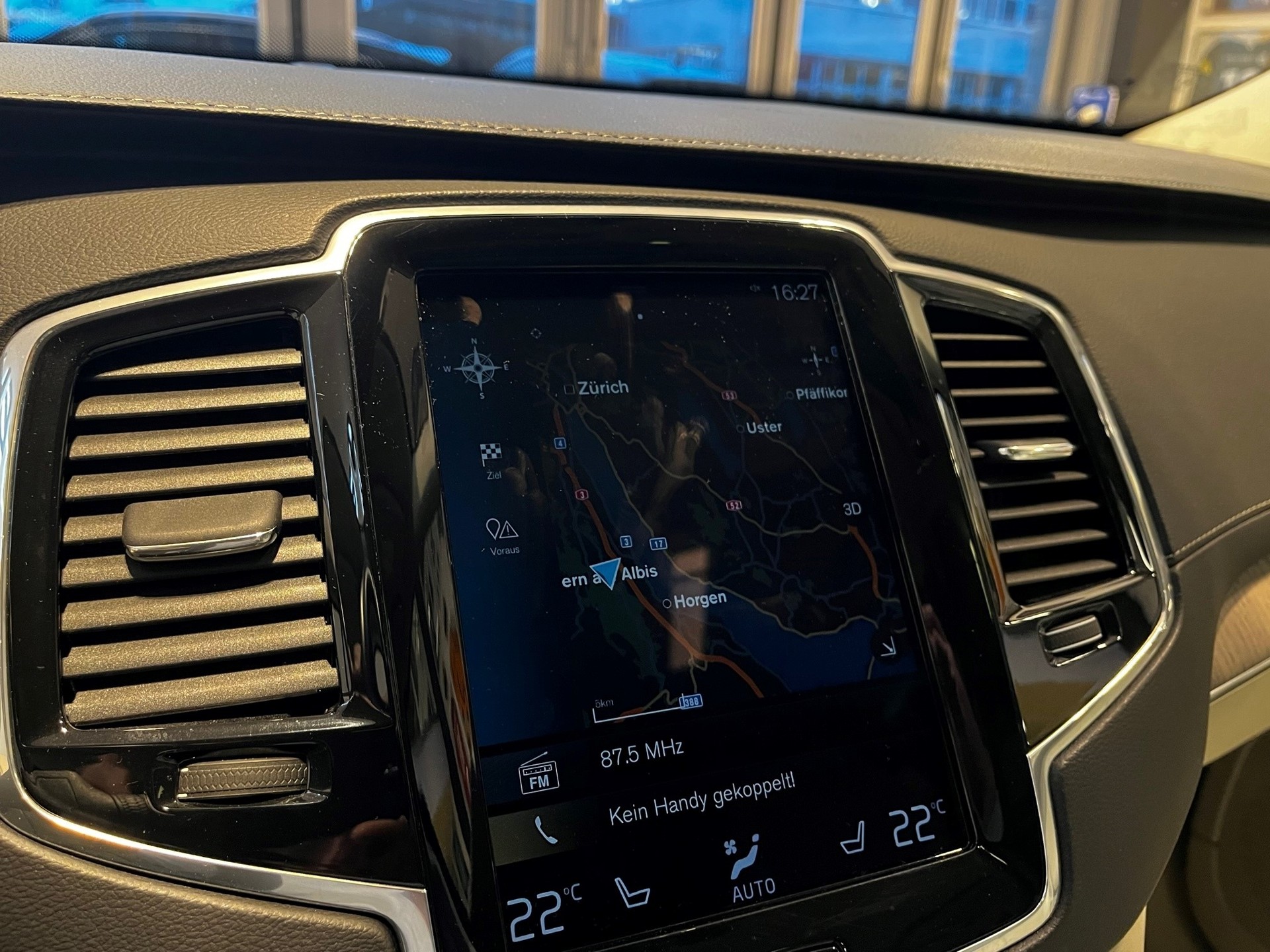 VOLVO XC90 T8 eAWD Inscription-image-17