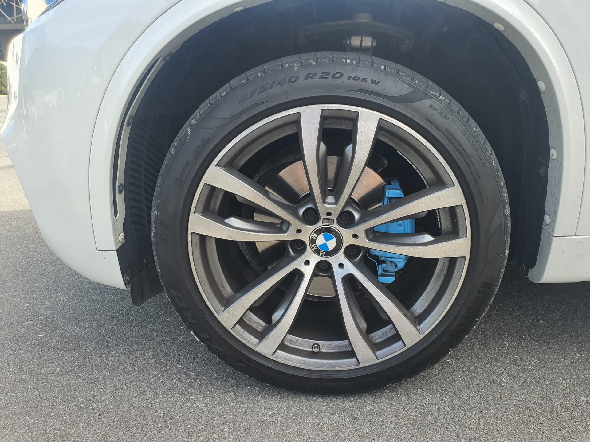 BMW X5 xDrive 30d Steptronic-image-16