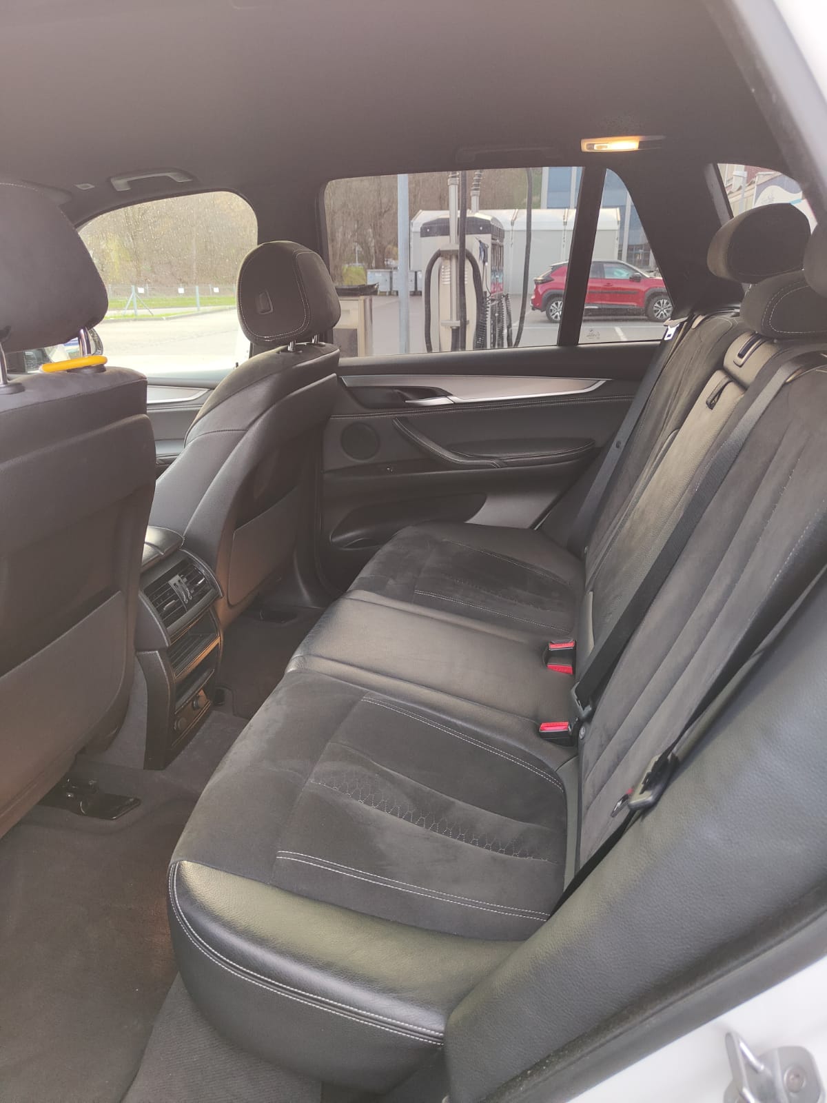 BMW X5 xDrive 30d Steptronic-image-15