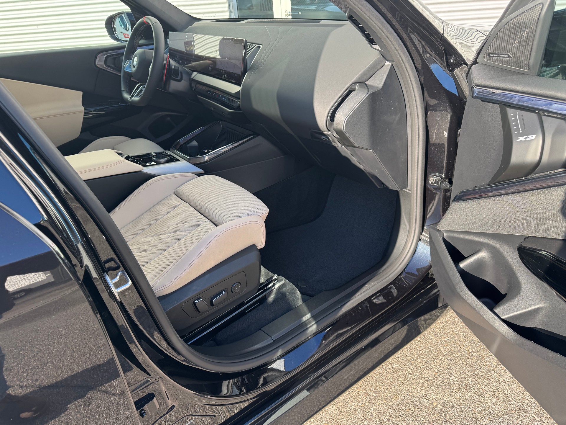 BMW X3 xDrive M50 48V M Sport Pro-image-2