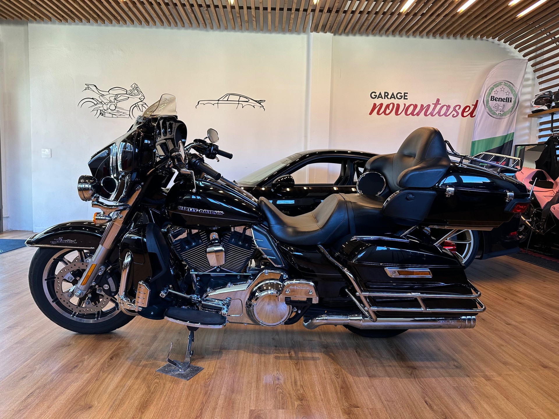 HARLEY-DAVIDSON FLHTK Electra Glide Ultra Limited Low-image-4
