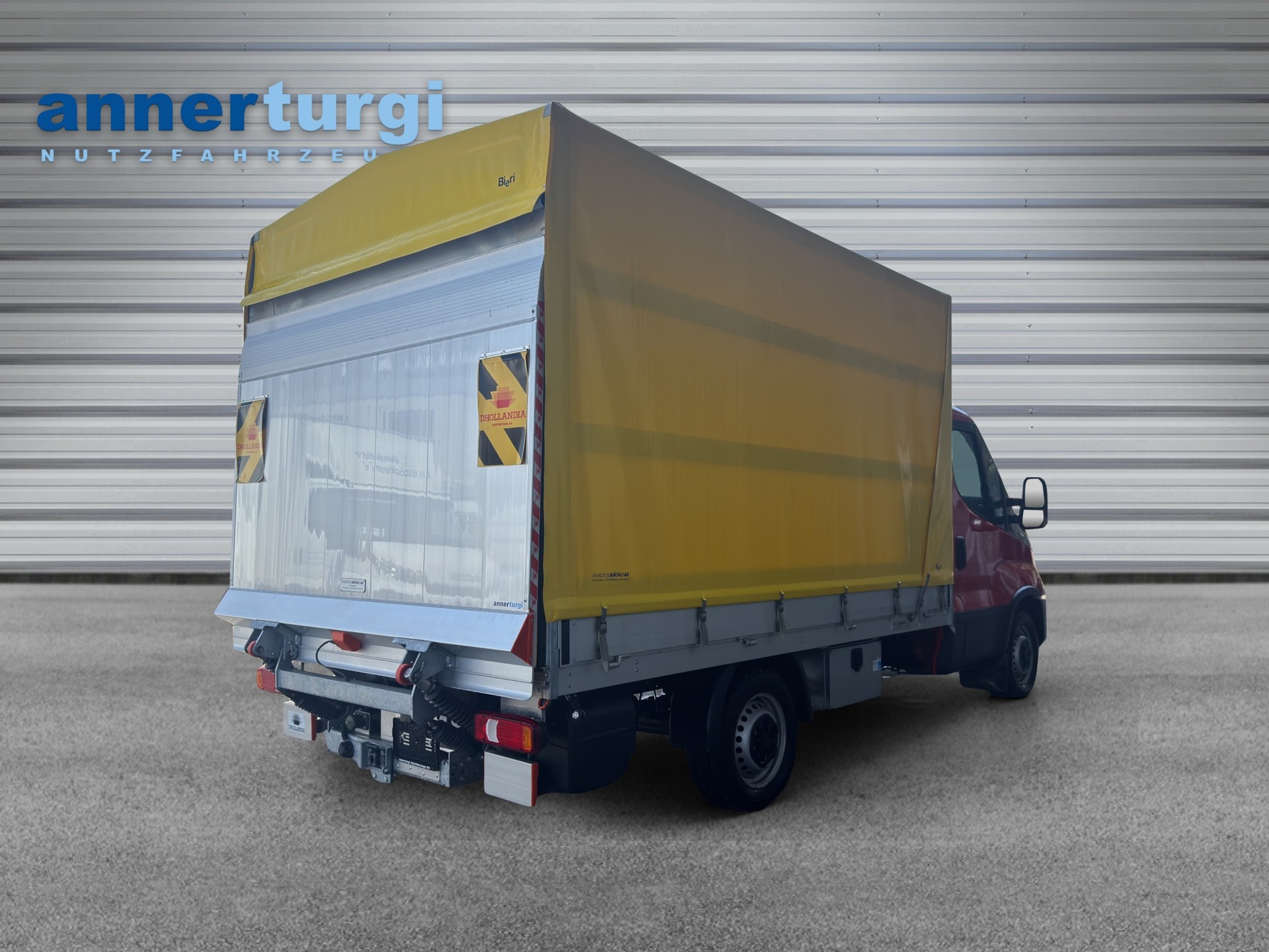 IVECO 35S16 Daily-showroom-element-3