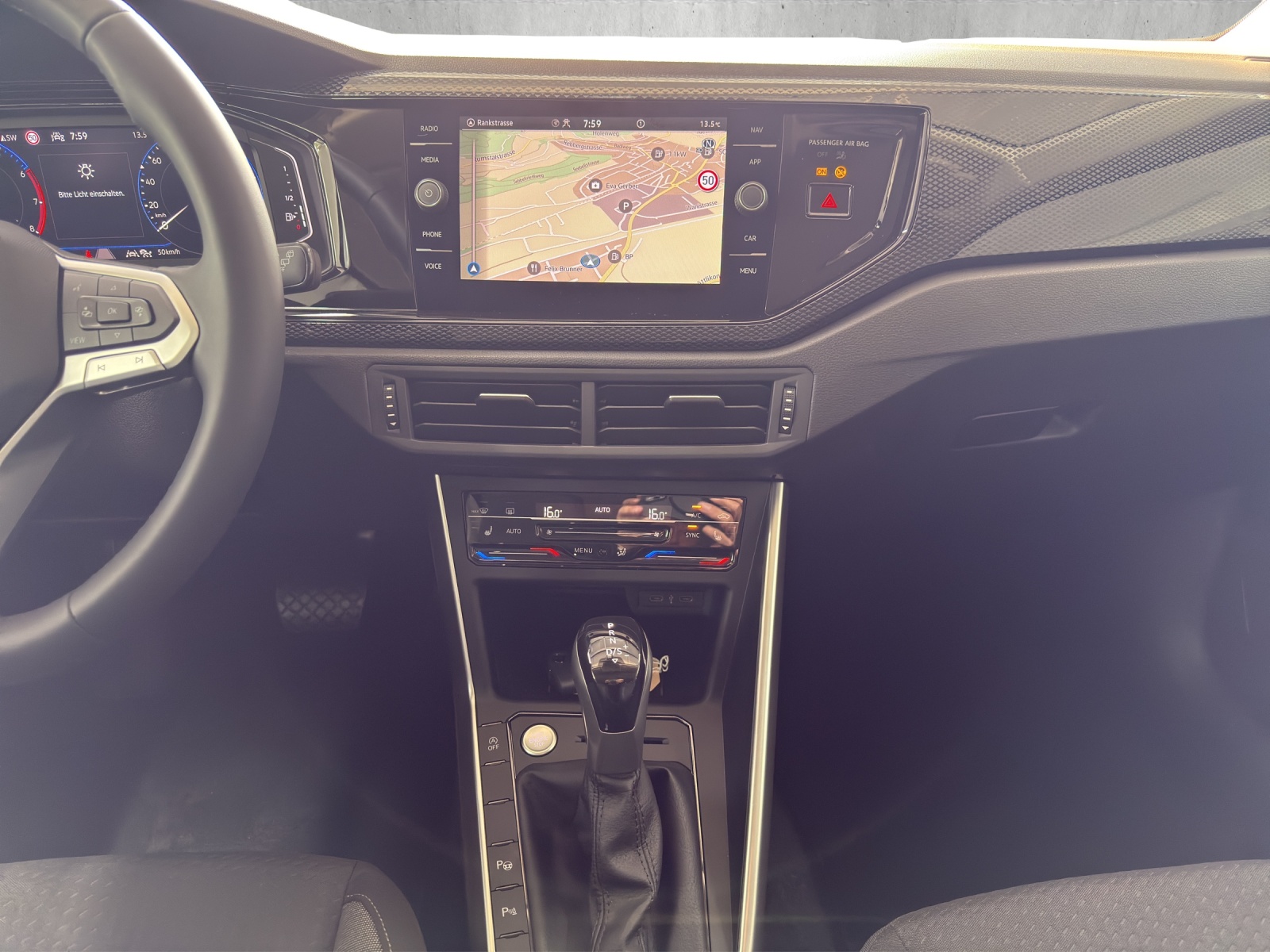 VW Polo 1.0 TSI Life DSG-image-10