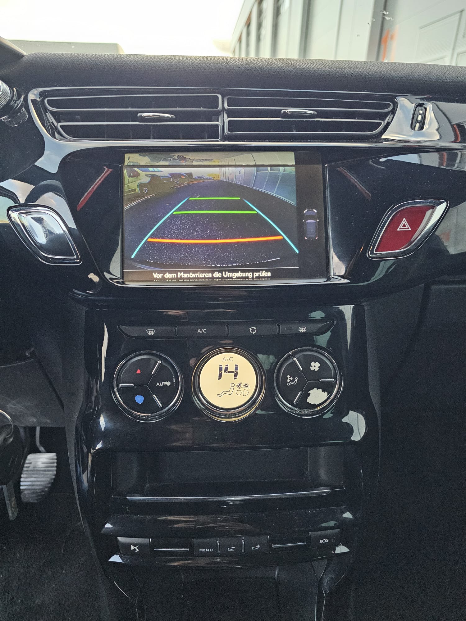 DS AUTOMOBILES DS3 1.2 Pure Tech S+S 60 "DS 1955" Faubourg Addict-image-14