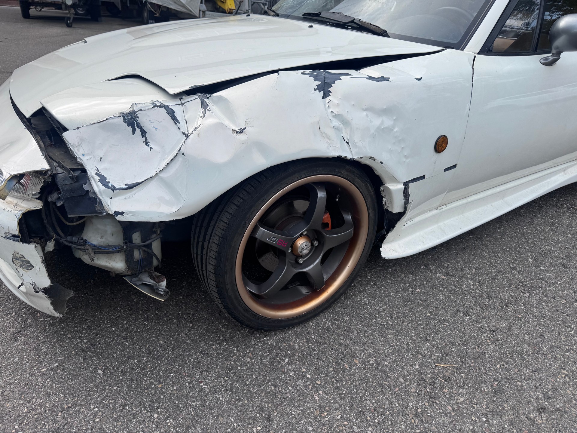 MAZDA MX-5 1.6i-16-image-4