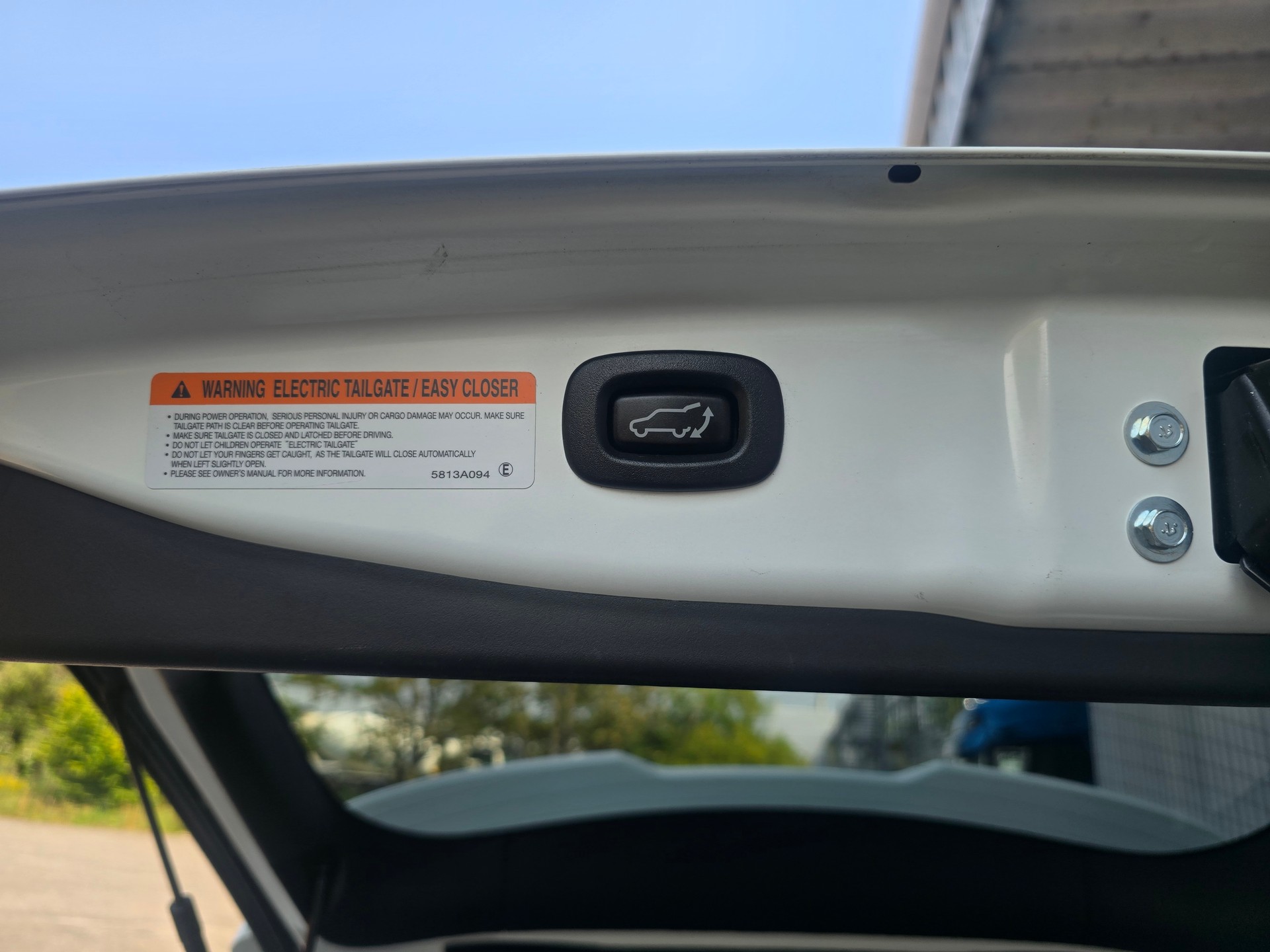 MITSUBISHI Outlander 2.4 PHEV Diamond 4WD Automatic-image-7