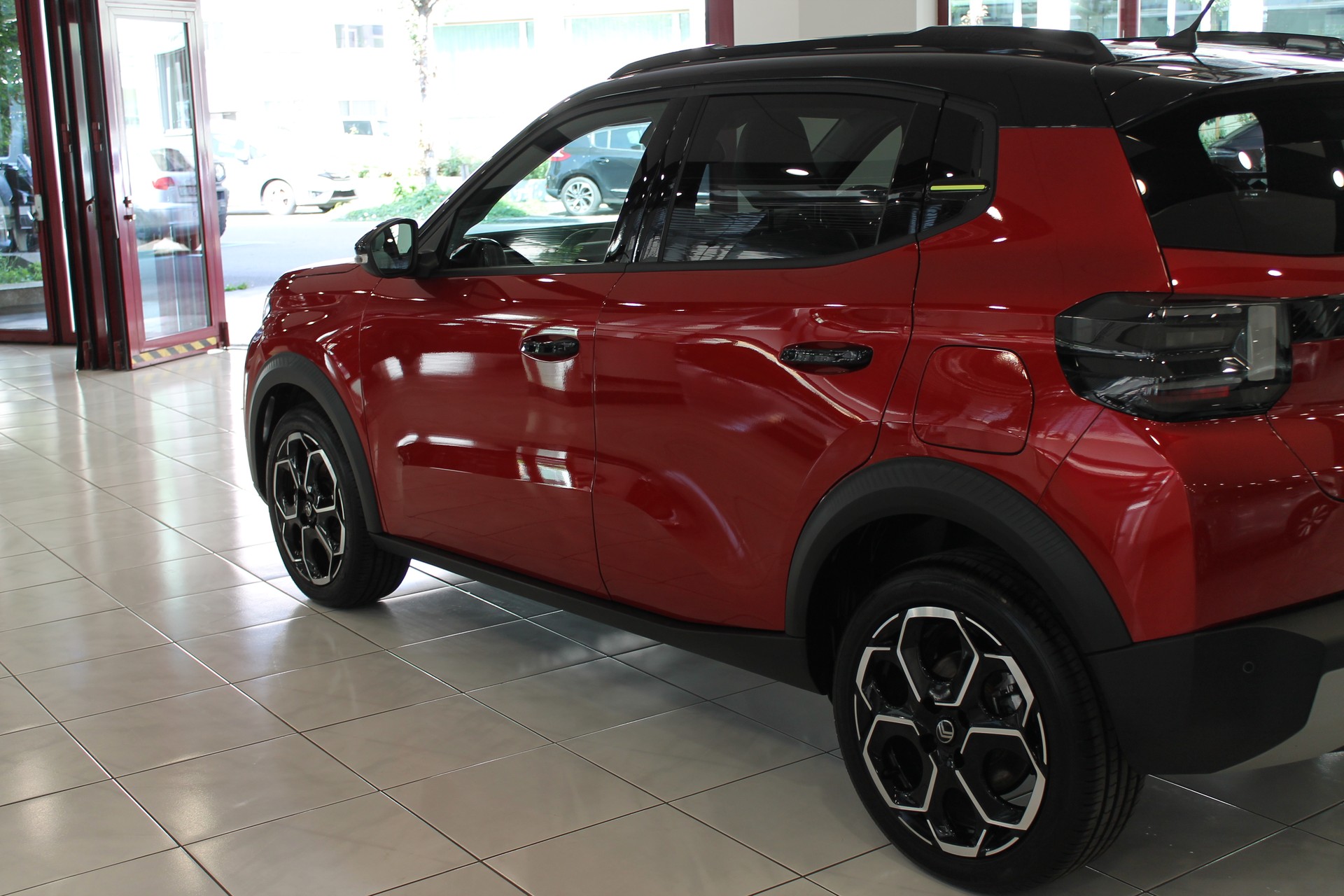CITROEN e-C3 44kWh Max-image-4