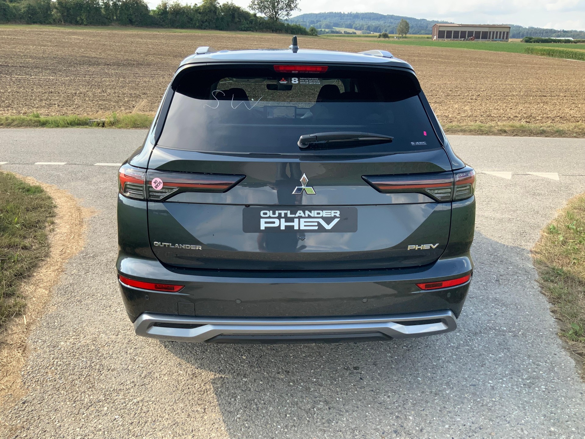 MITSUBISHI Outlander 2.4 PHEV Intense 4x4-image-4