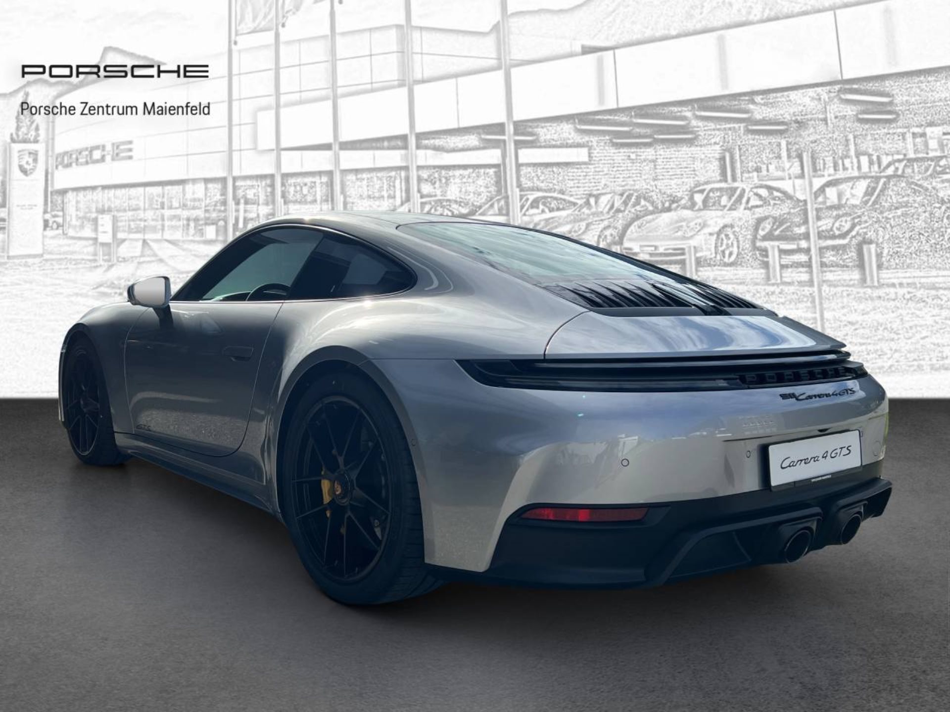 PORSCHE 911 Carrera 4 GTS-image-2