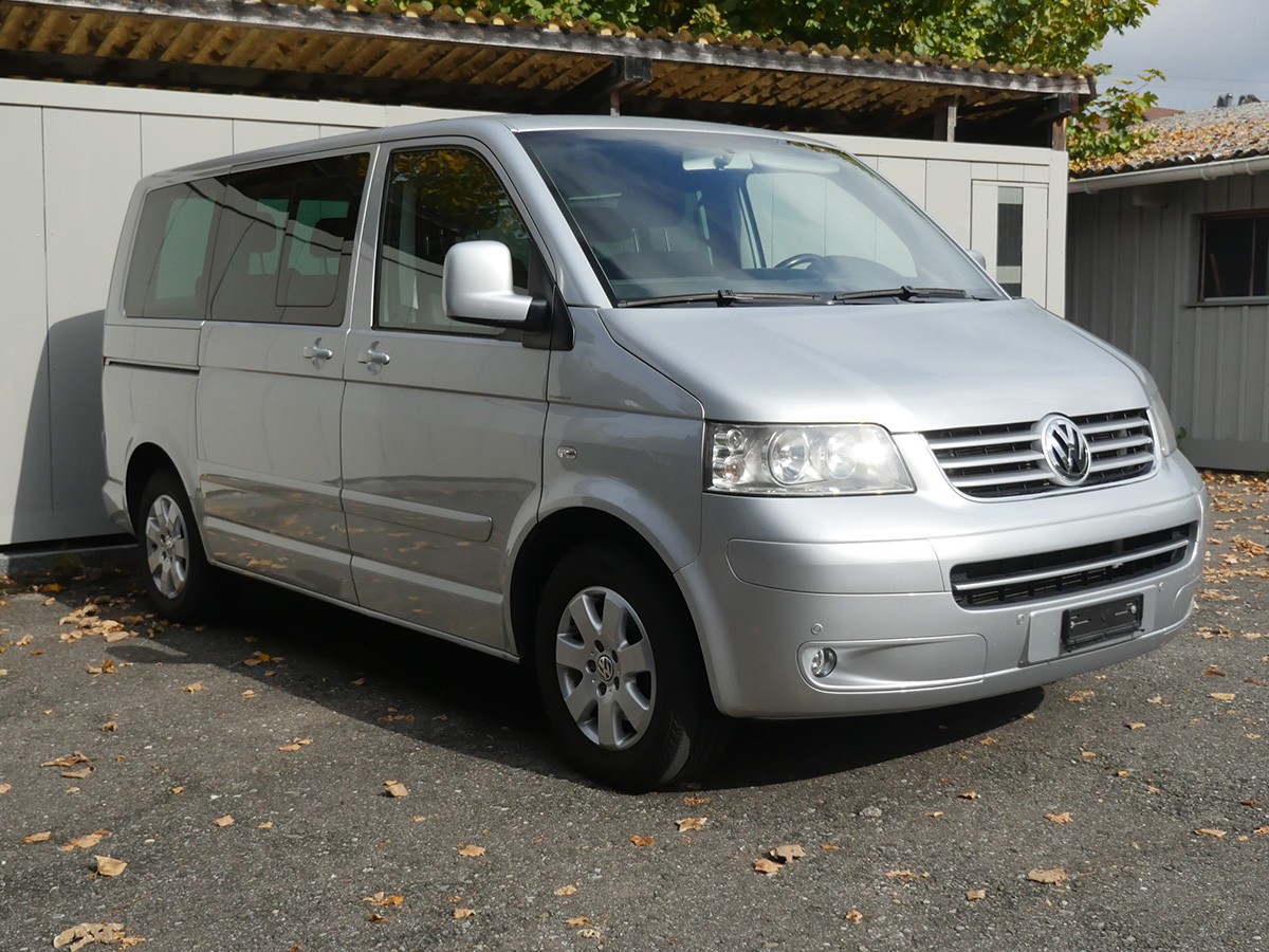 VW T5 Multivan Comfortline 2.5 TDI-image-4
