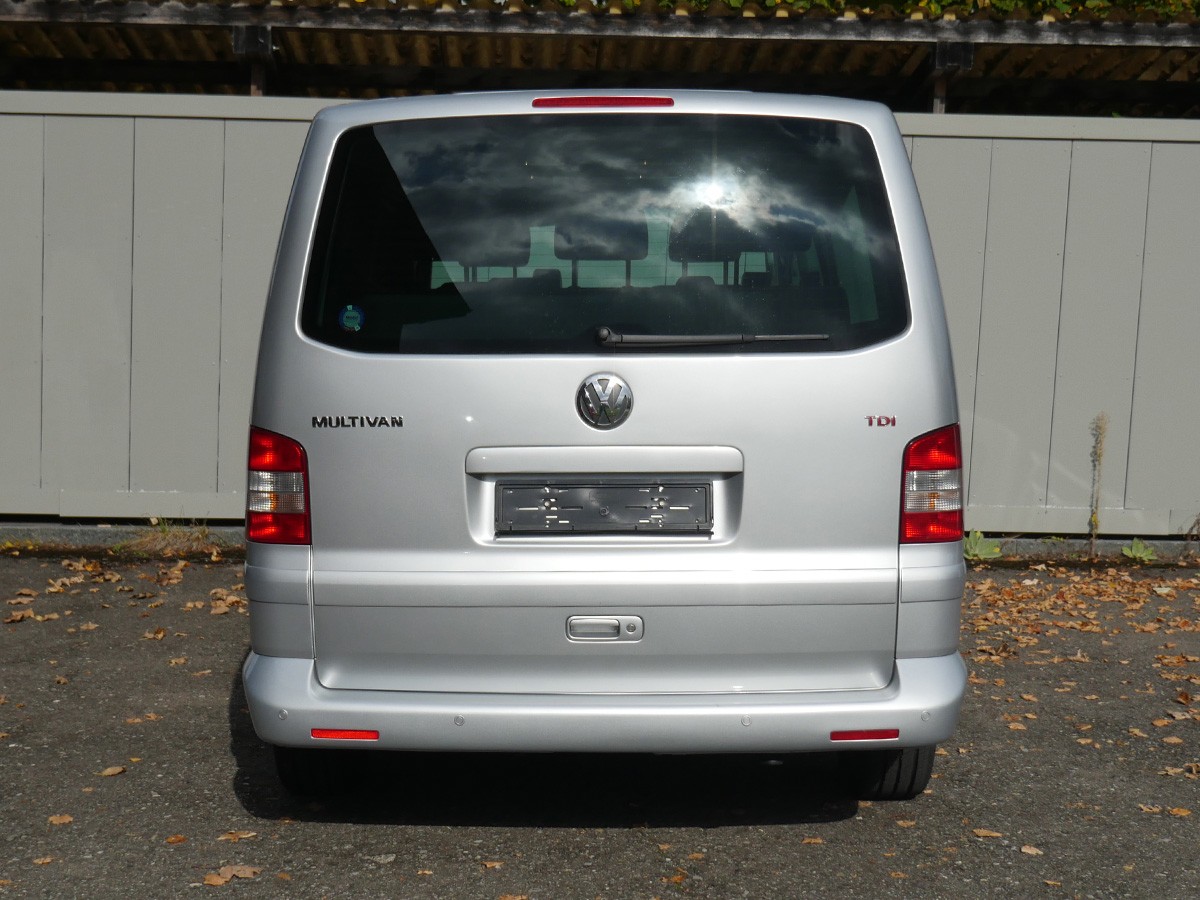 VW T5 Multivan Comfortline 2.5 TDI-image-3