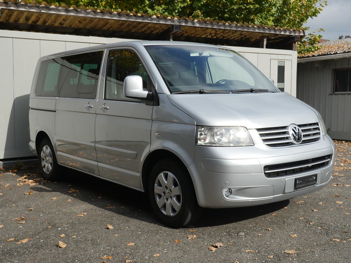 VW T5 Multivan Comfortline 2.5 TDI-image-6