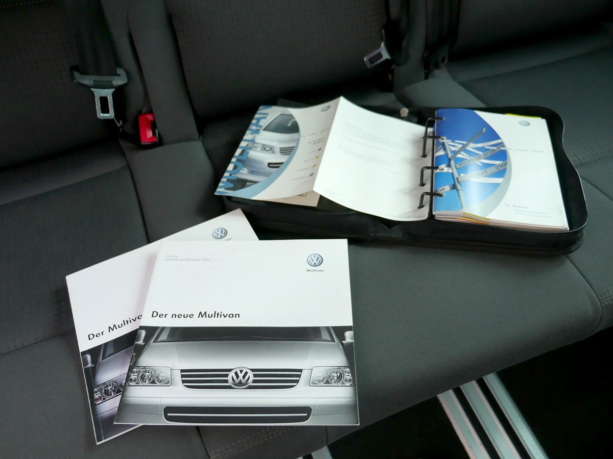 VW T5 Multivan Comfortline 2.5 TDI-image-15