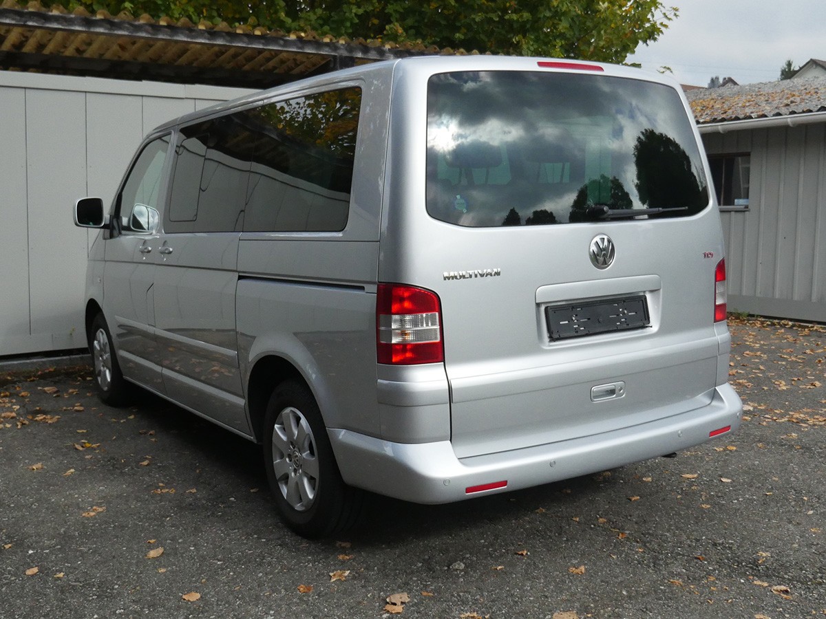 VW T5 Multivan Comfortline 2.5 TDI-image-5