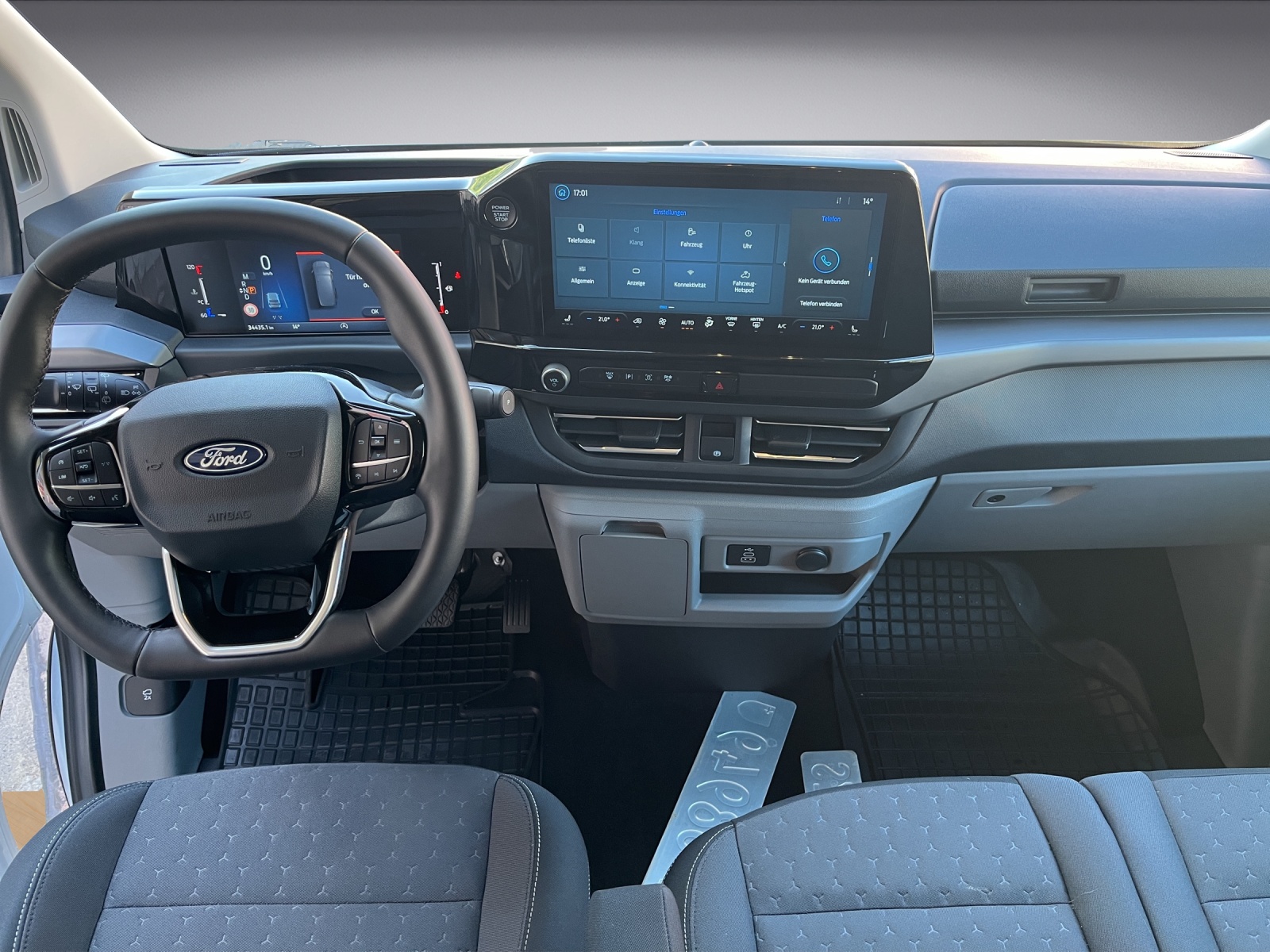 FORD Tourneo Custom Bus 320 L2 2.0 EcoBlue 170 Titanium-image-9