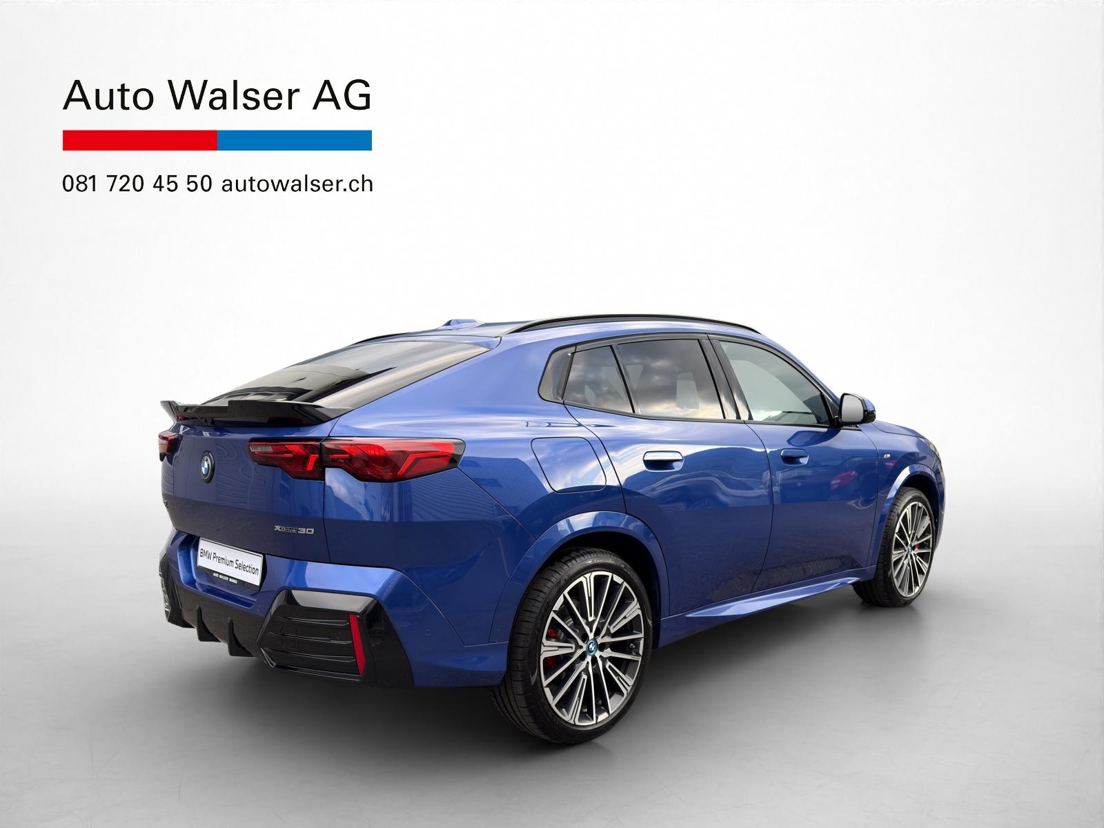 BMW iX2 30 xDrive-image-5