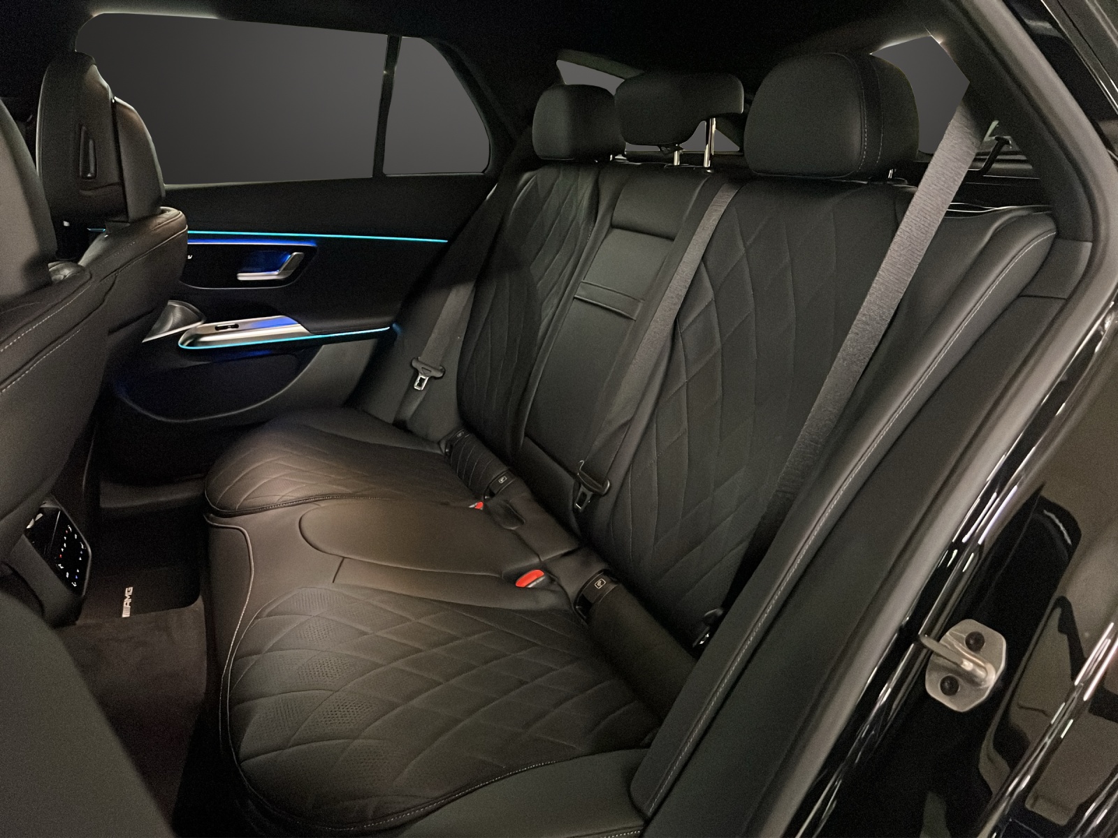 MERCEDES-BENZ E 450 d T 4Matic 9G-Tronic-image-13