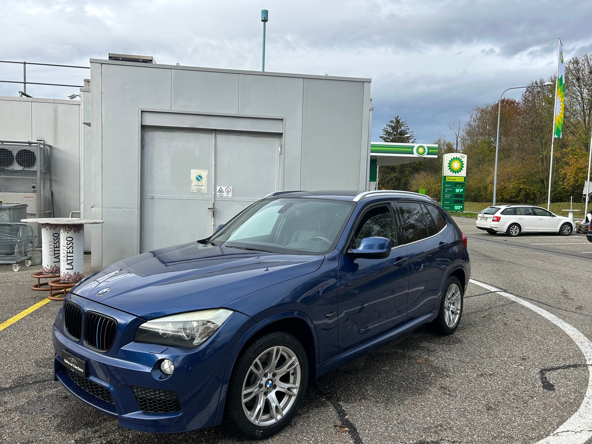 BMW X1 xDrive 28i Steptronic-image-6