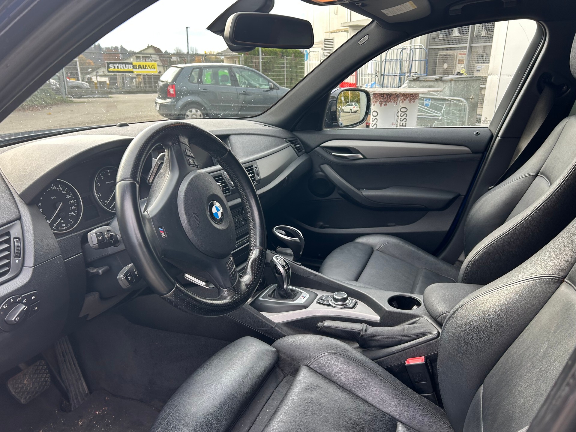 BMW X1 xDrive 28i Steptronic-image-8