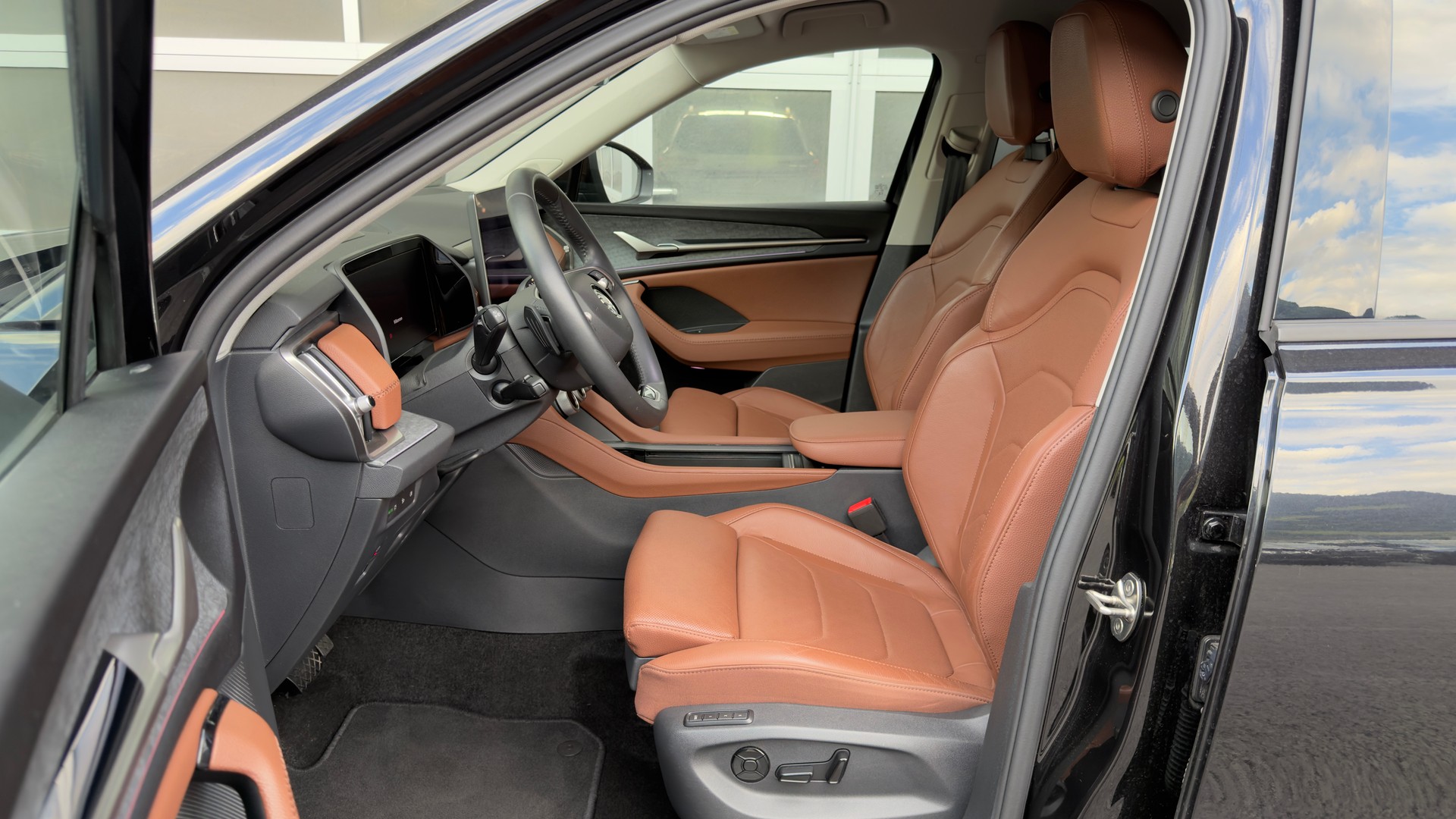 SKODA Kodiaq 2.0 TDI Selection-image-13