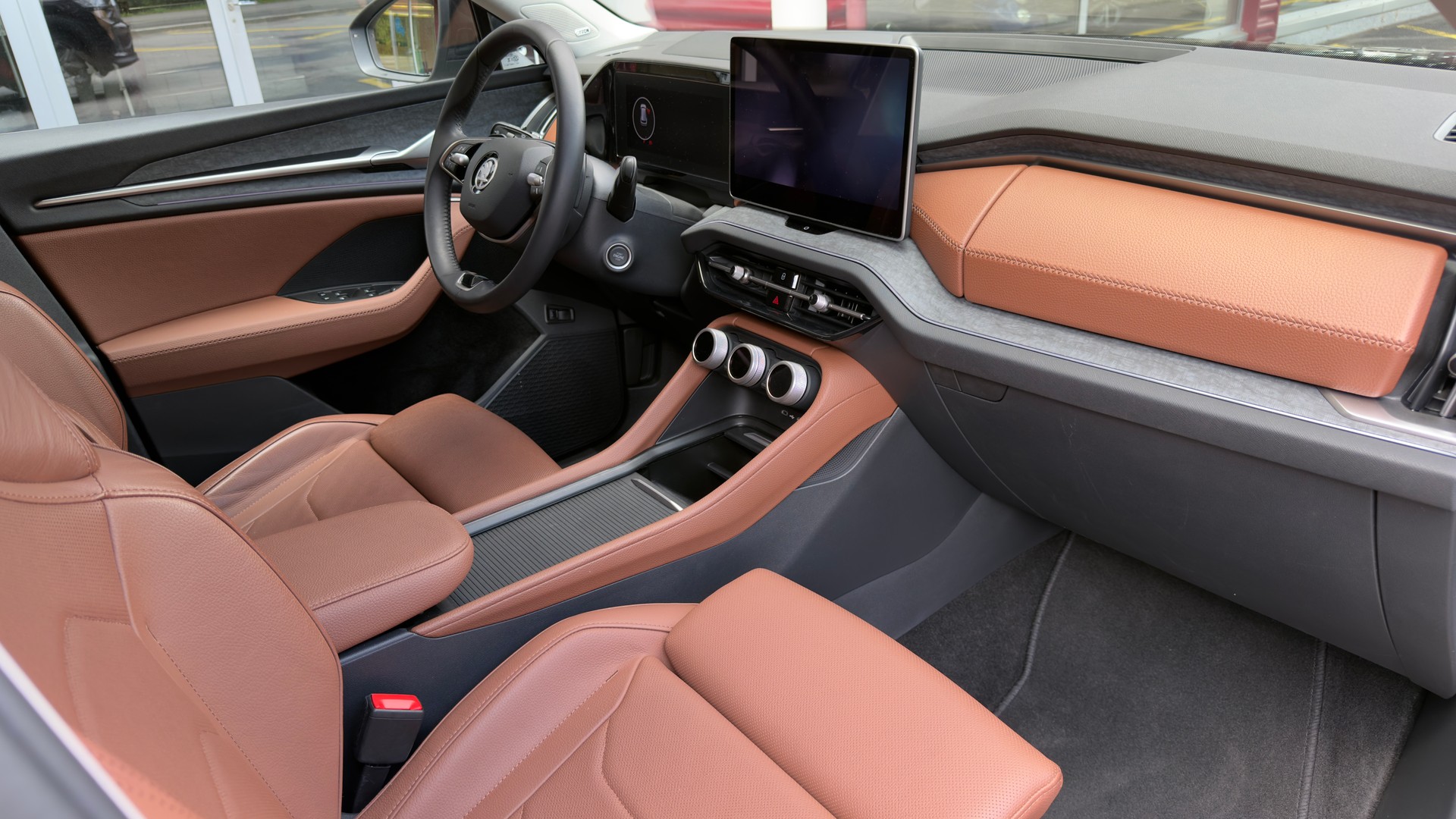 SKODA Kodiaq 2.0 TDI Selection-image-13