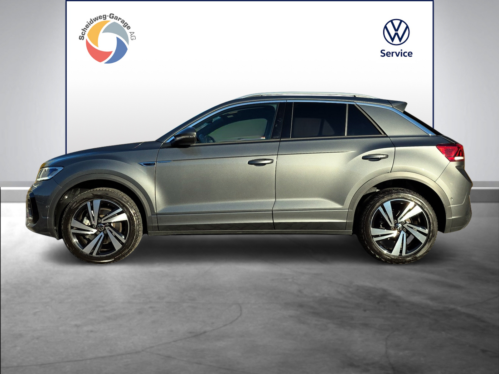 VW T-Roc 2.0 TSI R-Line DSG 4Motion-image-2
