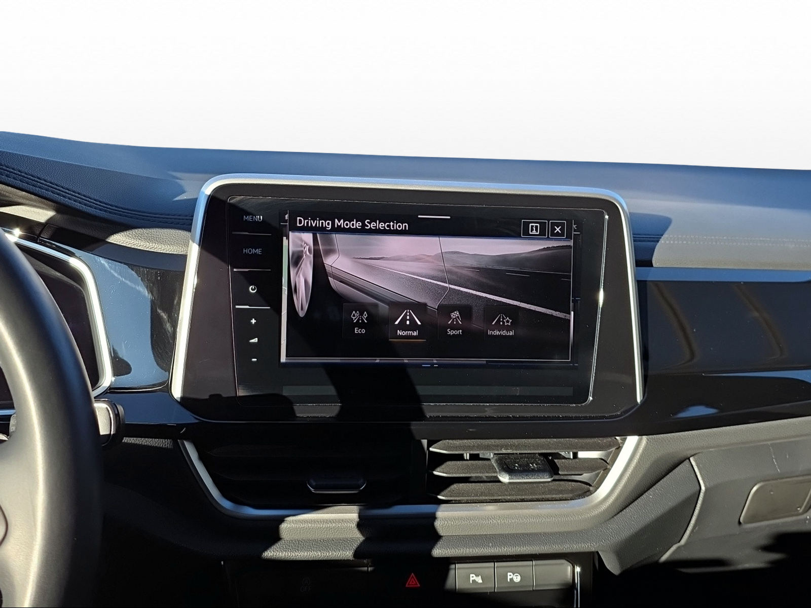 VW T-Roc 2.0 TSI R-Line DSG 4Motion-image-8