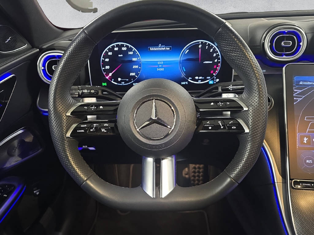 MERCEDES-BENZ C 300 de AMG Line 4Matic T-Modell-image-11