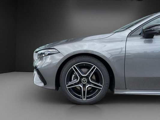 MERCEDES-BENZ A 200 7G-DCT-image-4