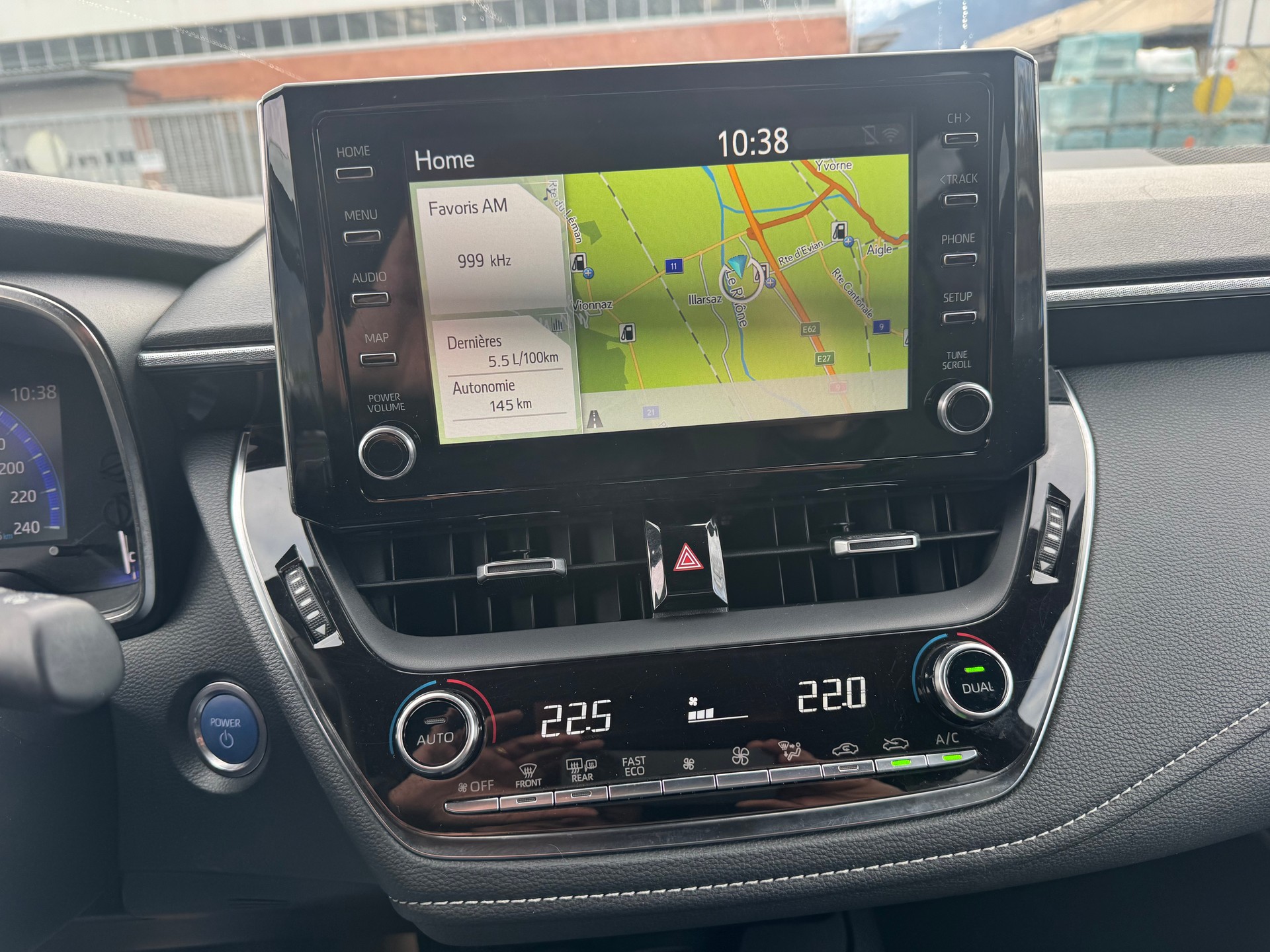 TOYOTA Corolla 2.0 HSD Style e-CVT-image-12