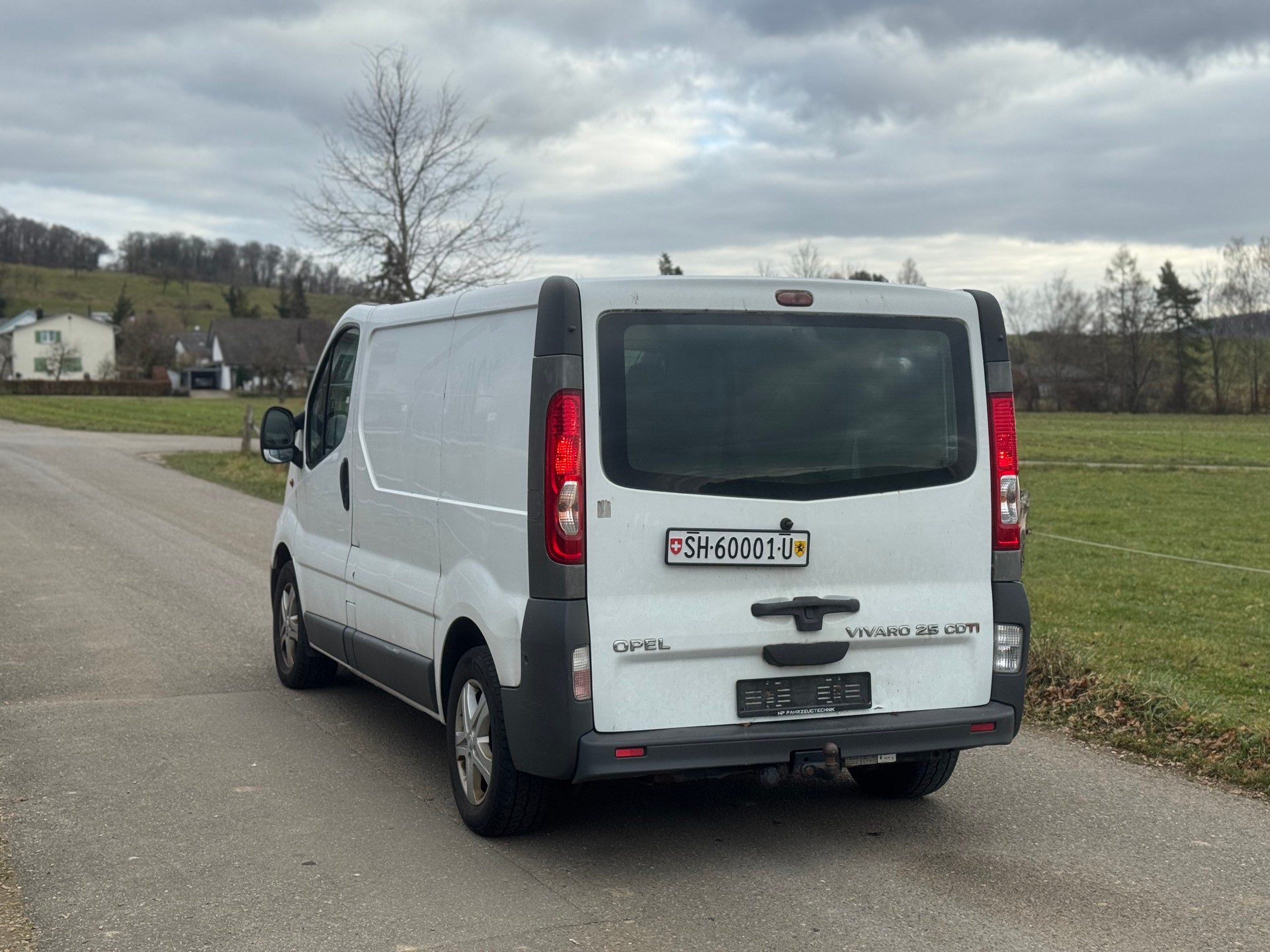 OPEL Vivaro 2.5 CDTI 2.7t L1H1-image-5