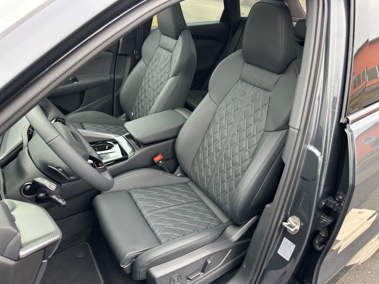 AUDI Q5 TDI quattro 150 kW S-tronic-image-11