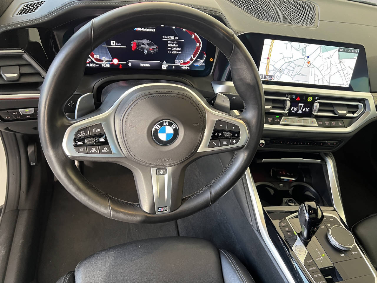 BMW M440d xDrive Coupé-image-13