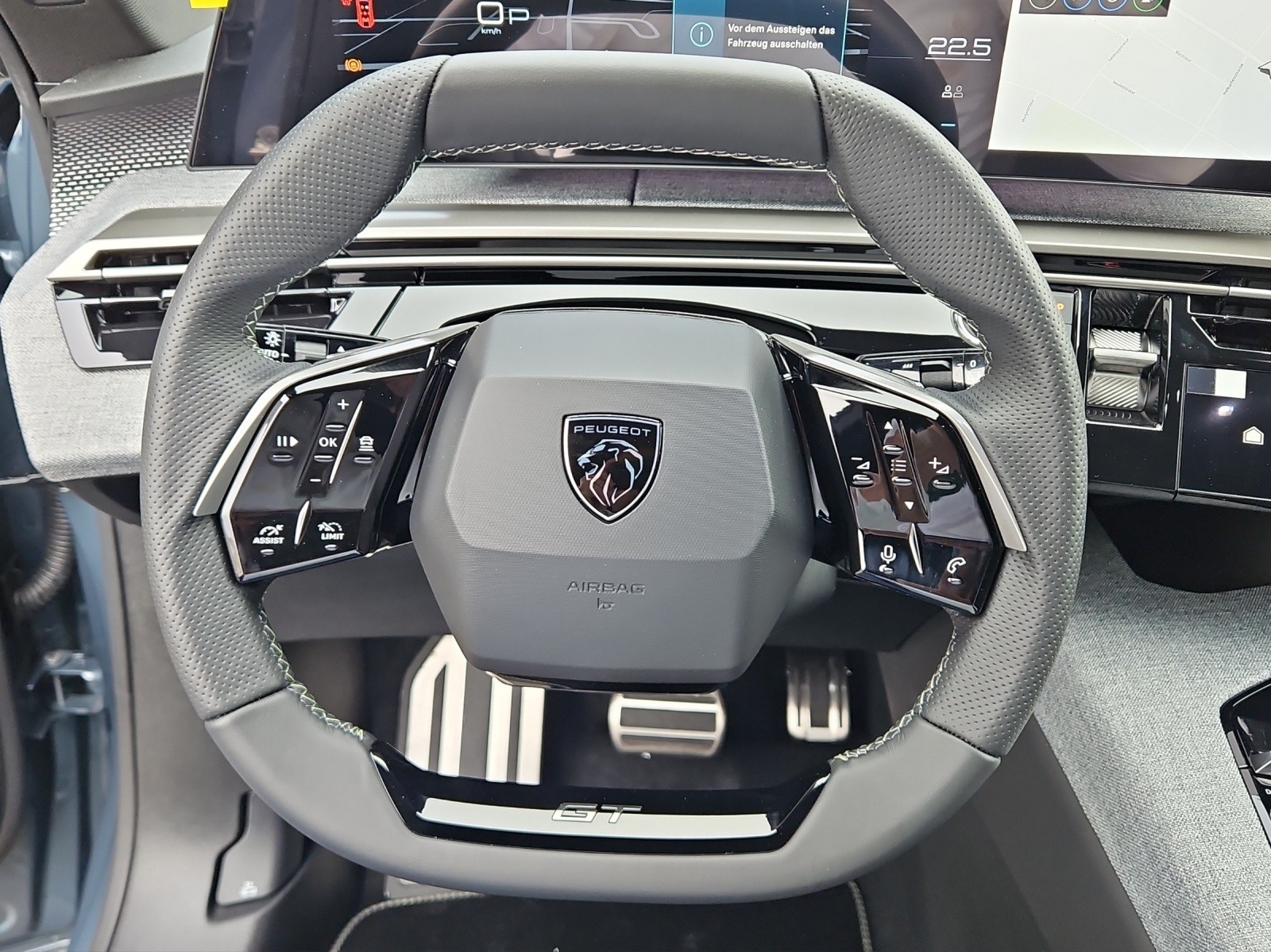 PEUGEOT 5008 NEW 210 73kWh GT-image-13