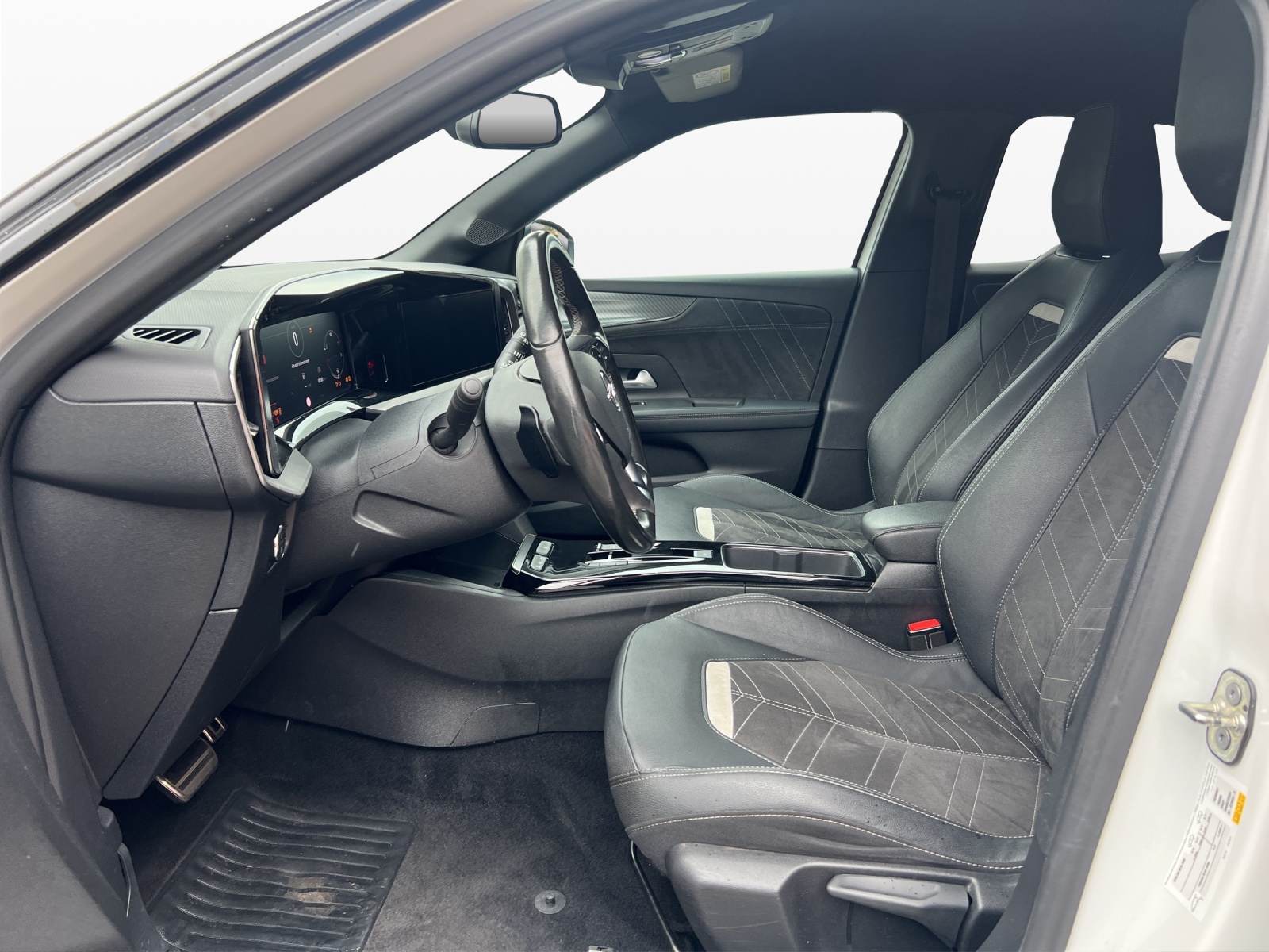 OPEL Mokka 1.2 Direct Injection Turbo Ultimate Aut.-image-8