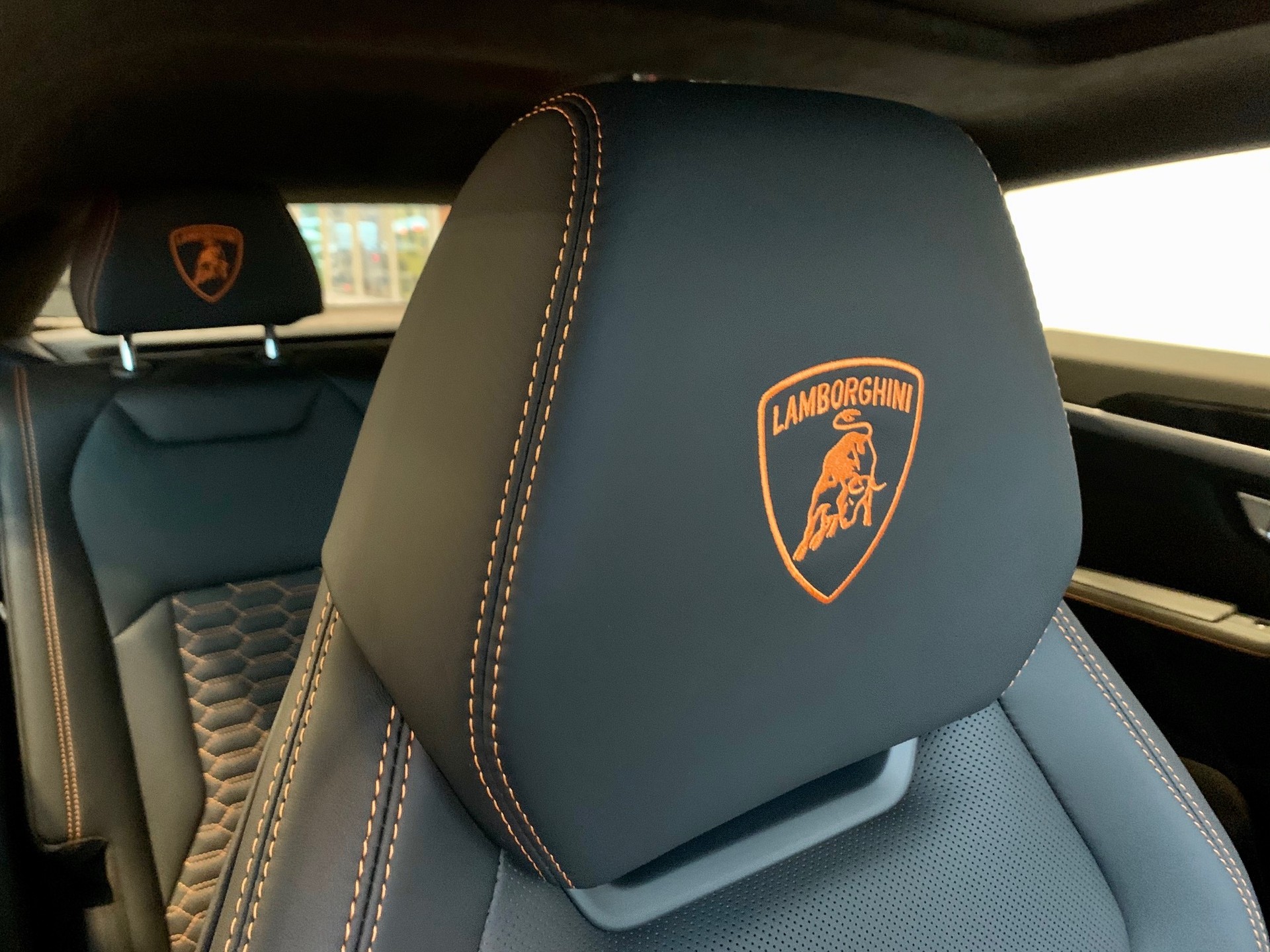 LAMBORGHINI Urus E-Gear-image-21