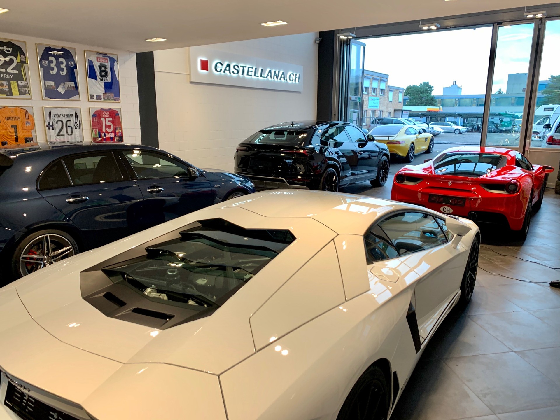 LAMBORGHINI Urus E-Gear-image-6