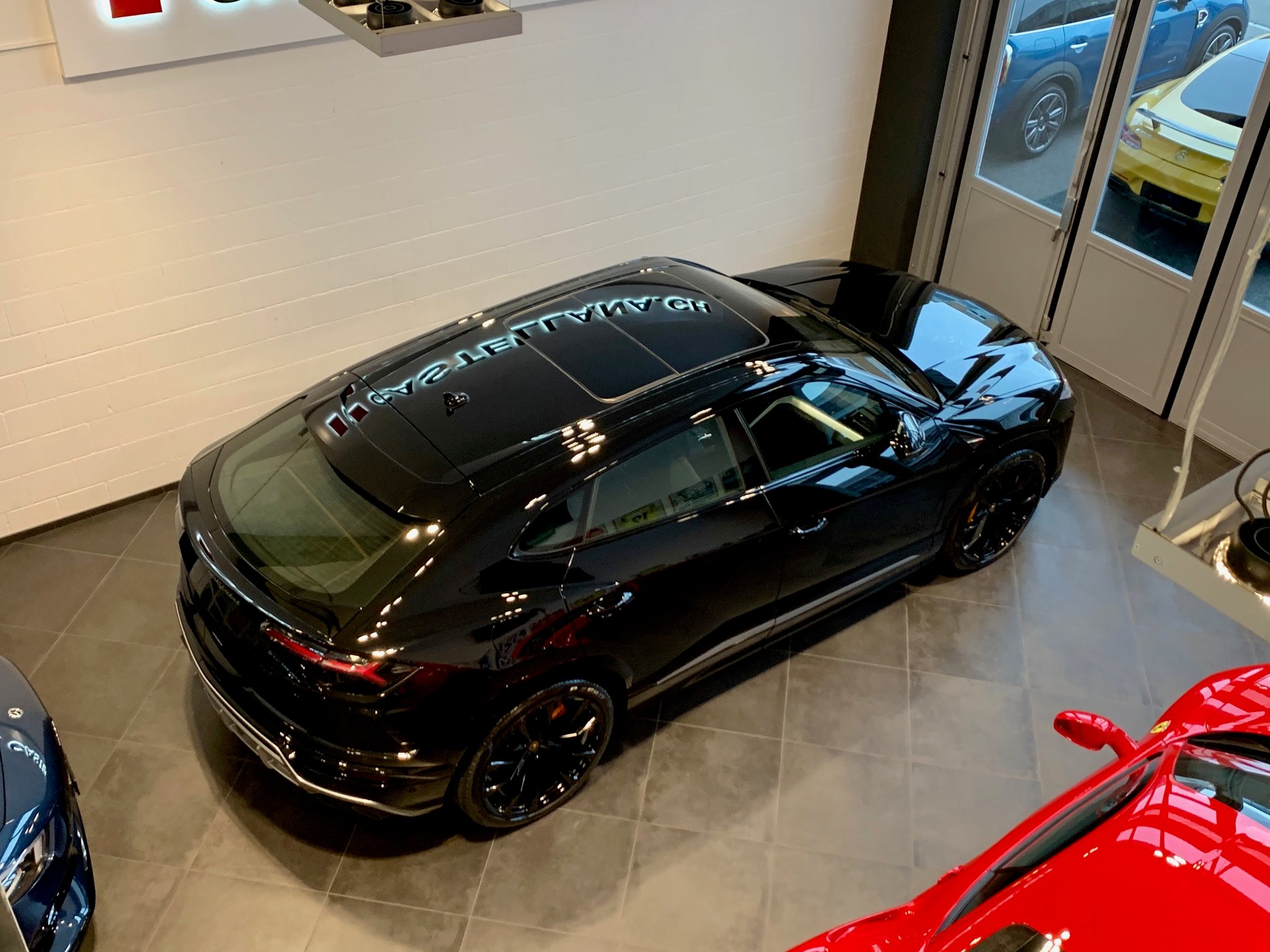 LAMBORGHINI Urus E-Gear-image-7