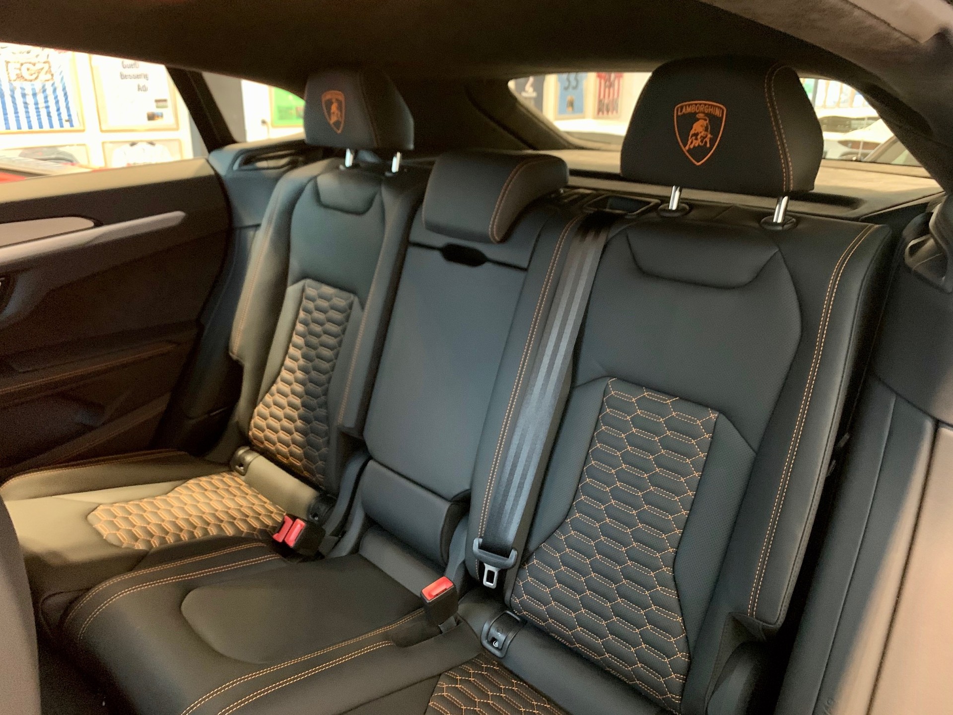 LAMBORGHINI Urus E-Gear-image-16