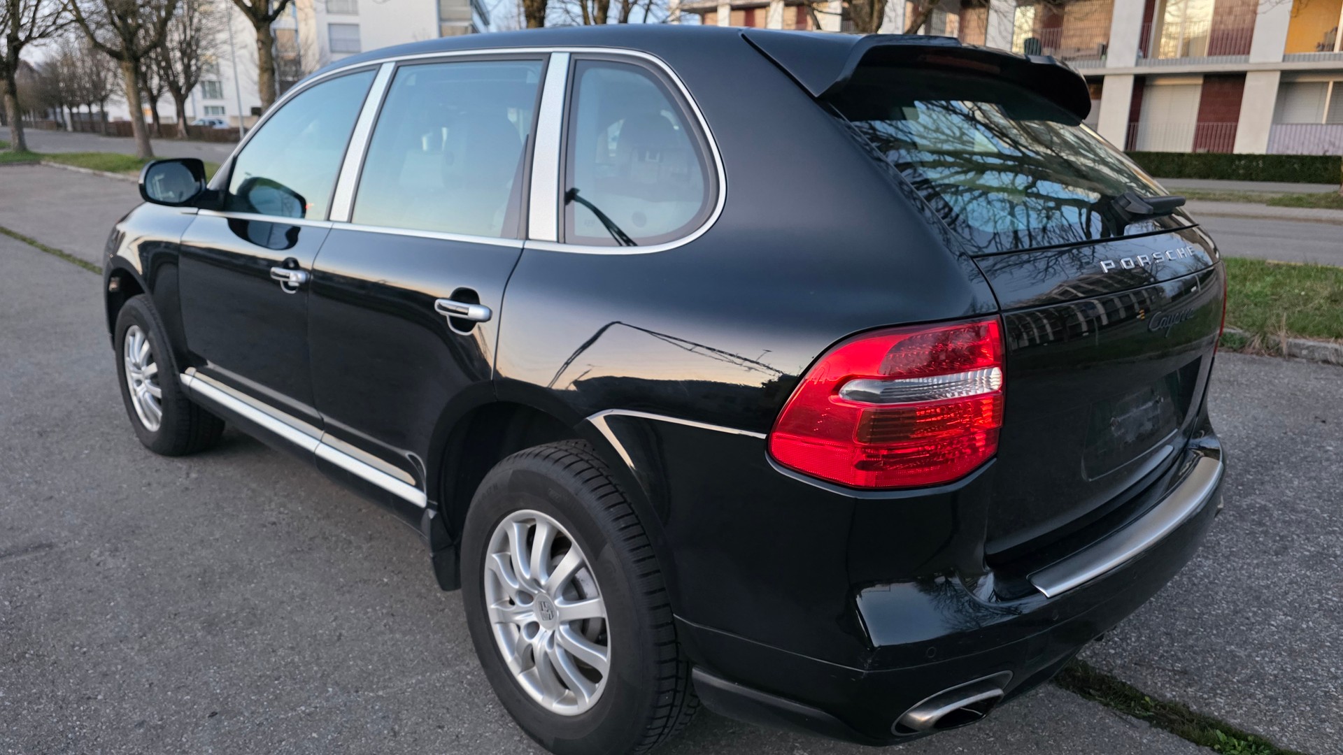 PORSCHE Cayenne-image-6