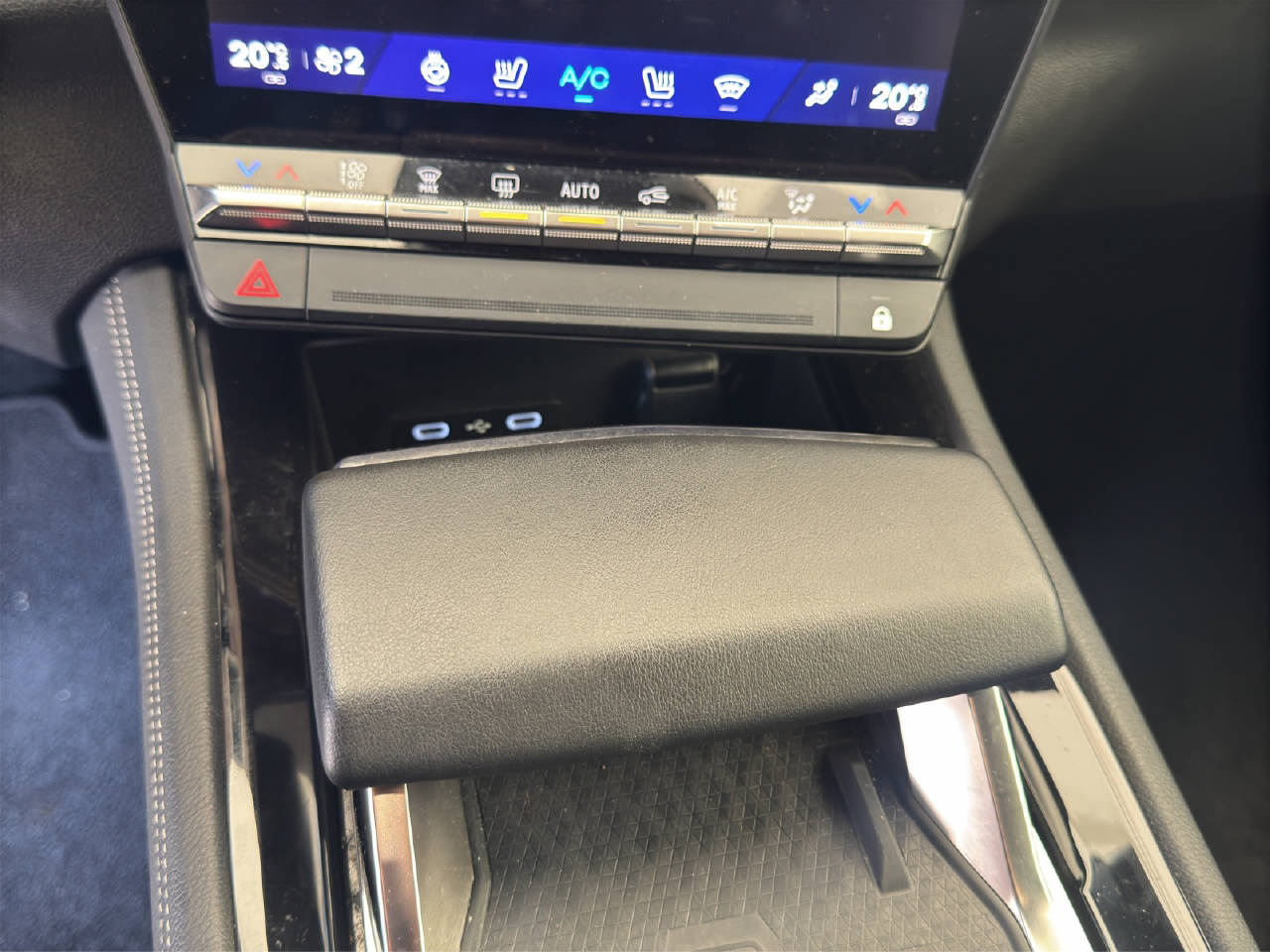 RENAULT Austral 1.2 E-Tech techno-image-15