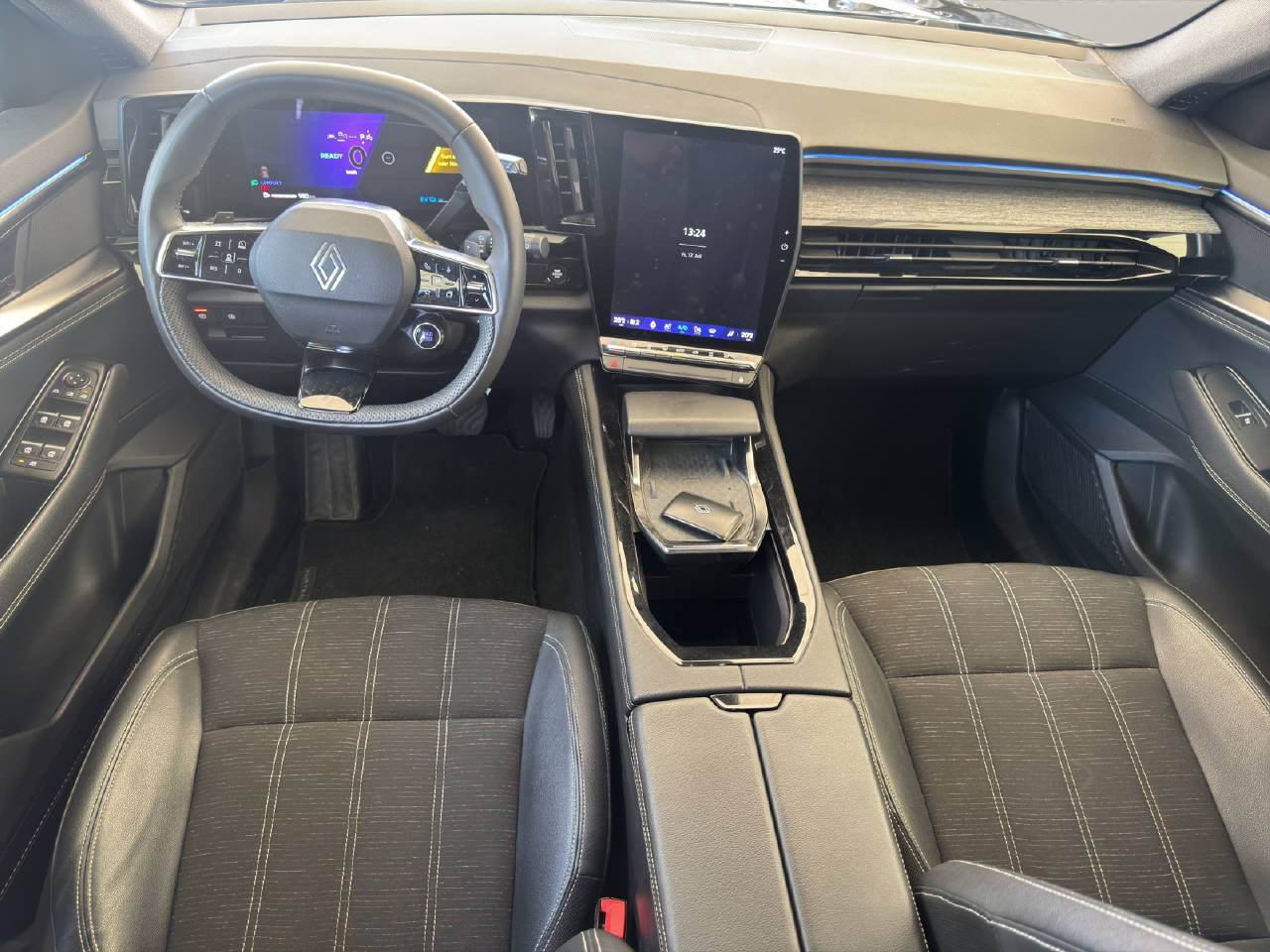 RENAULT Austral 1.2 E-Tech techno-image-8