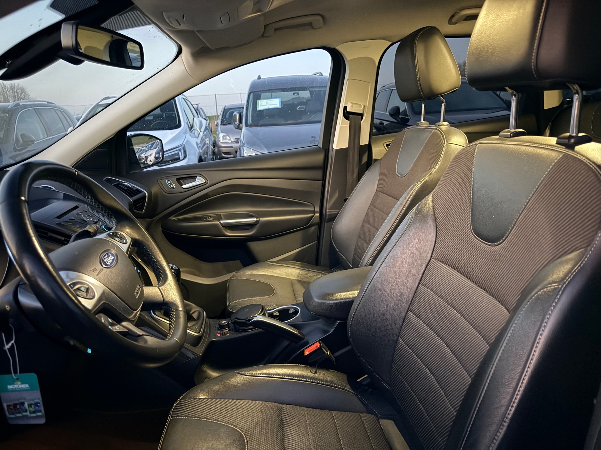 FORD Kuga 1.6 SCTi Titanium 2WD-image-11
