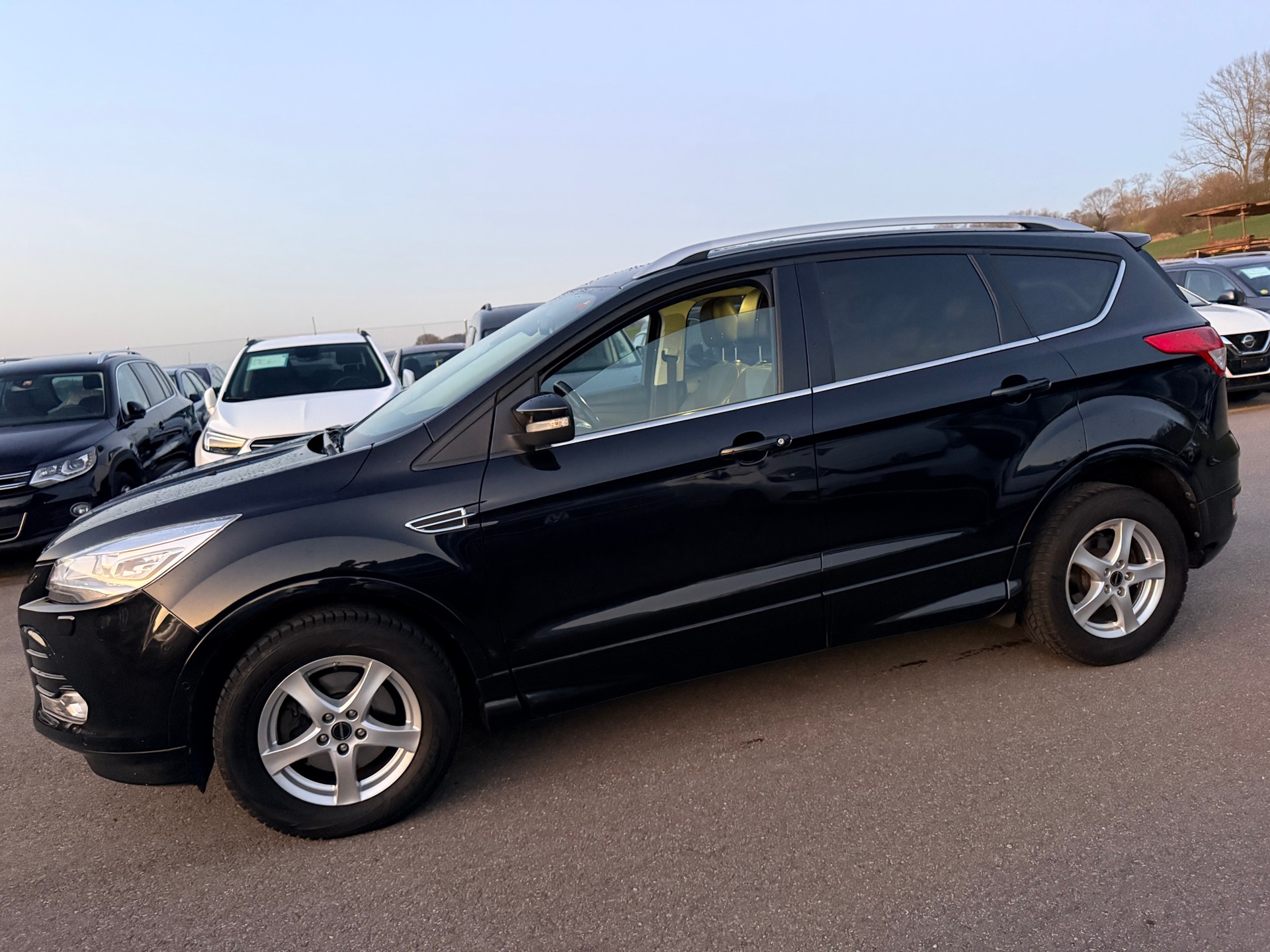 FORD Kuga 1.6 SCTi Titanium 2WD-showroom-element-2