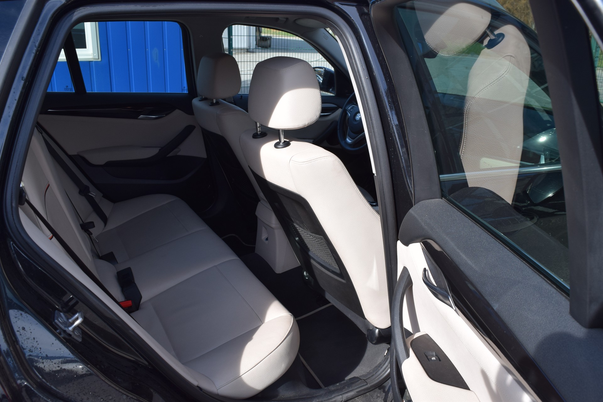 BMW X1 xDrive 25d Steptronic-image-10