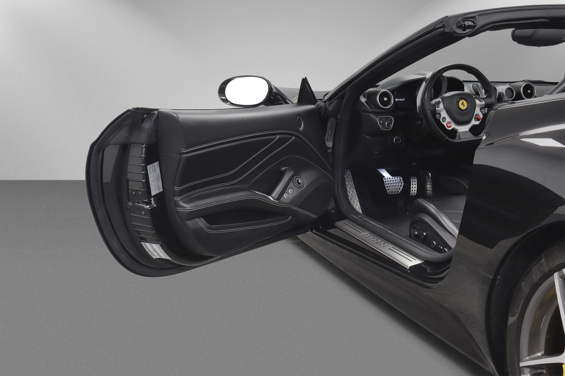 FERRARI California 3.9 V8 T-image-8