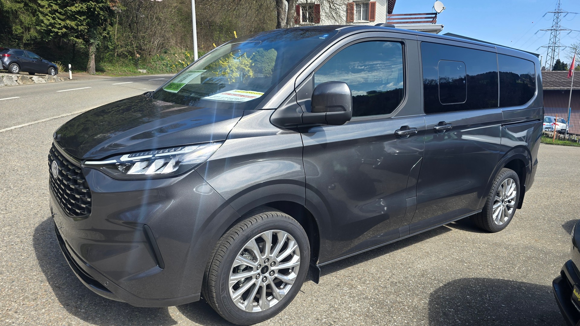 FORD Tourneo Custom Bus 320 L1H1 TitaniumX Automat 4x4-image-1